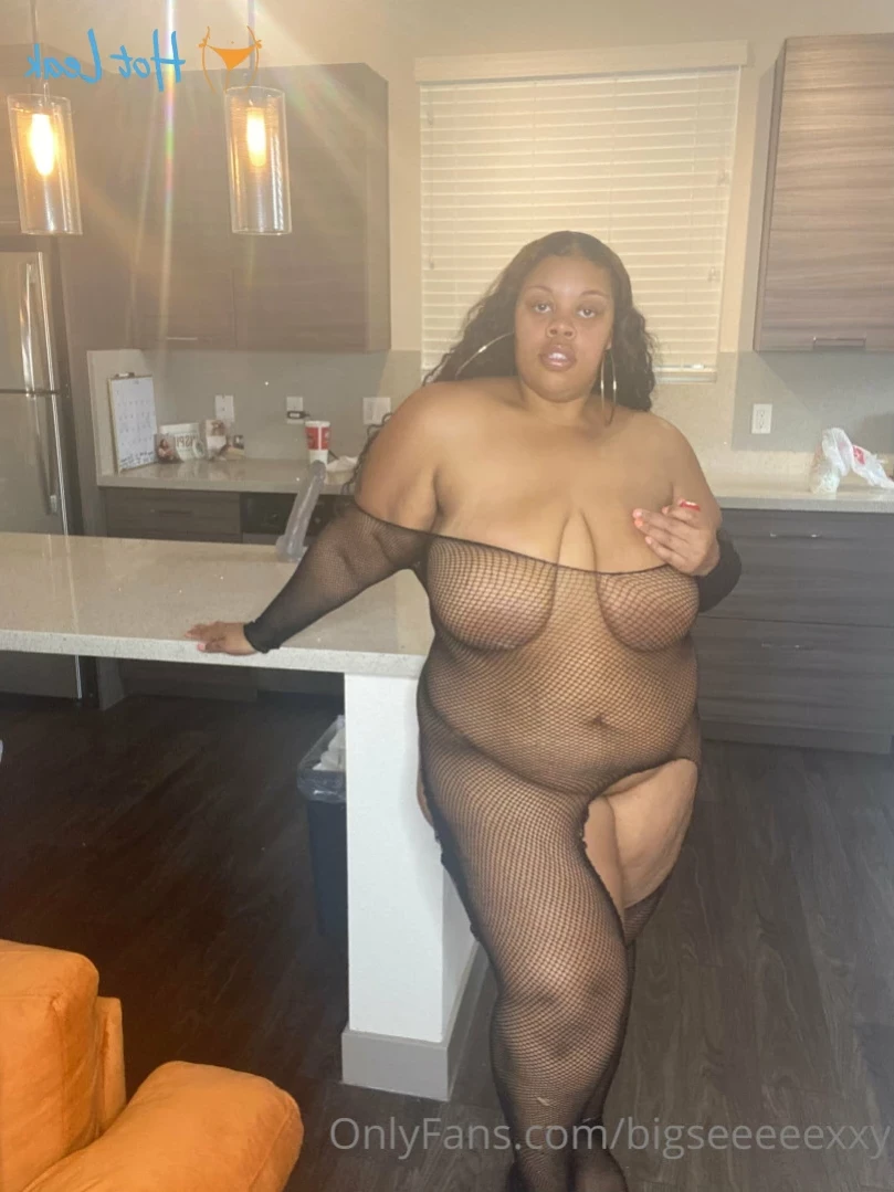 𝗕𝗕𝗪 𝗙𝗔𝗡𝗧𝗔𝗦𝗬 👄 [ bigseeeeexxy ] Onlyfans leaked photo 14632622 on Hotleaks.tv