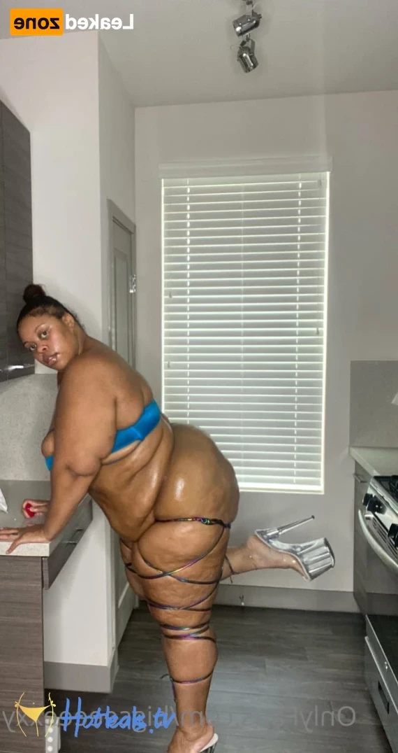 𝗕𝗕𝗪 𝗙𝗔𝗡𝗧𝗔𝗦𝗬 👄 [ bigseeeeexxy ] Onlyfans leaked photo 14632640 on Hotleaks.tv