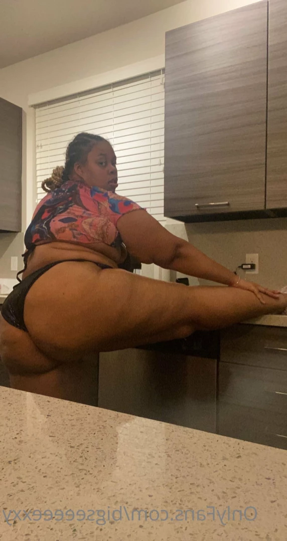 𝗕𝗕𝗪 𝗙𝗔𝗡𝗧𝗔𝗦𝗬 👄 [ bigseeeeexxy ] Onlyfans leaked photo 14632852 on Hotleaks.tv