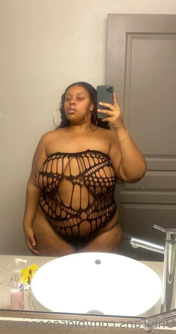 𝗕𝗕𝗪 𝗙𝗔𝗡𝗧𝗔𝗦𝗬 👄 [ bigseeeeexxy ] Onlyfans leaked photo 14633427 on Hotleaks.tv