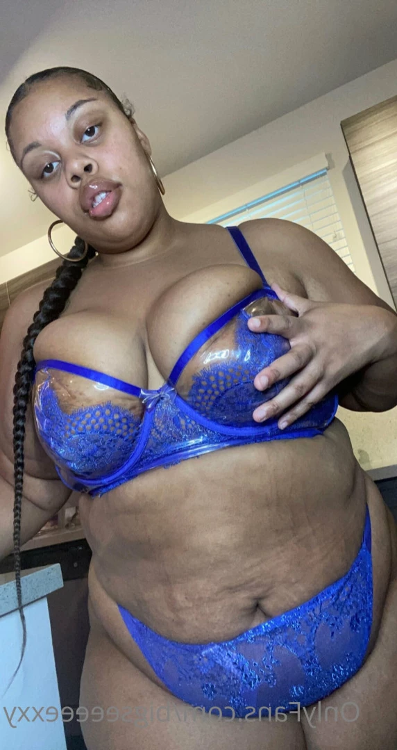 𝗕𝗕𝗪 𝗙𝗔𝗡𝗧𝗔𝗦𝗬 👄 [ bigseeeeexxy ] Onlyfans leaked photo 14633592 on Hotleaks.tv