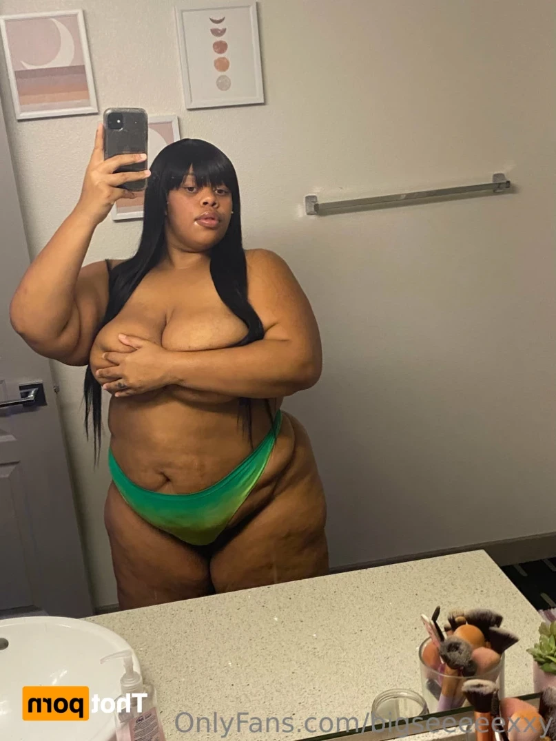 𝗕𝗕𝗪 𝗙𝗔𝗡𝗧𝗔𝗦𝗬 👄 [ bigseeeeexxy ] Onlyfans leaked photo 14633823 on Hotleaks.tv