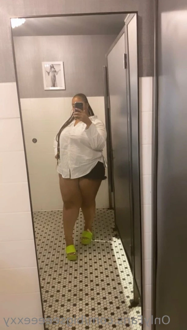 𝗕𝗕𝗪 𝗙𝗔𝗡𝗧𝗔𝗦𝗬 👄 [ bigseeeeexxy ] Onlyfans leaked photo 14634241 on Hotleaks.tv