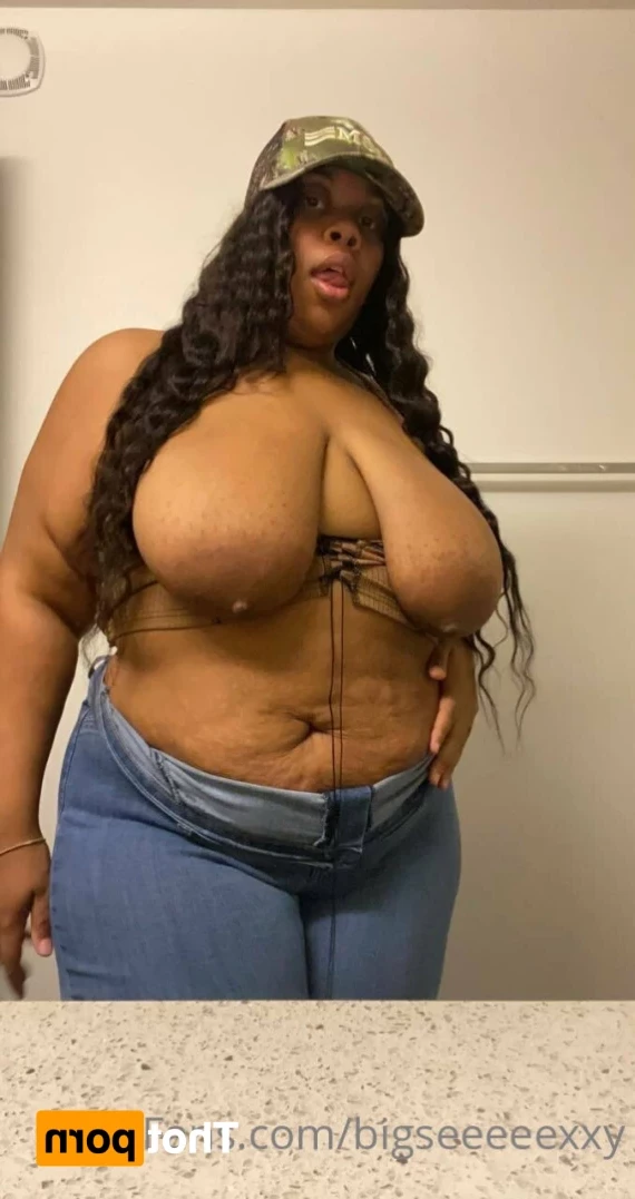 𝗕𝗕𝗪 𝗙𝗔𝗡𝗧𝗔𝗦𝗬 👄 [ bigseeeeexxy ] Onlyfans leaked photo 14634812 on Hotleaks.tv