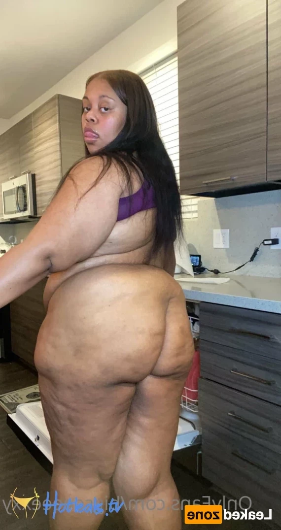 𝗕𝗕𝗪 𝗙𝗔𝗡𝗧𝗔𝗦𝗬 👄 [ bigseeeeexxy ] Onlyfans leaked photo 14635095 on Hotleaks.tv