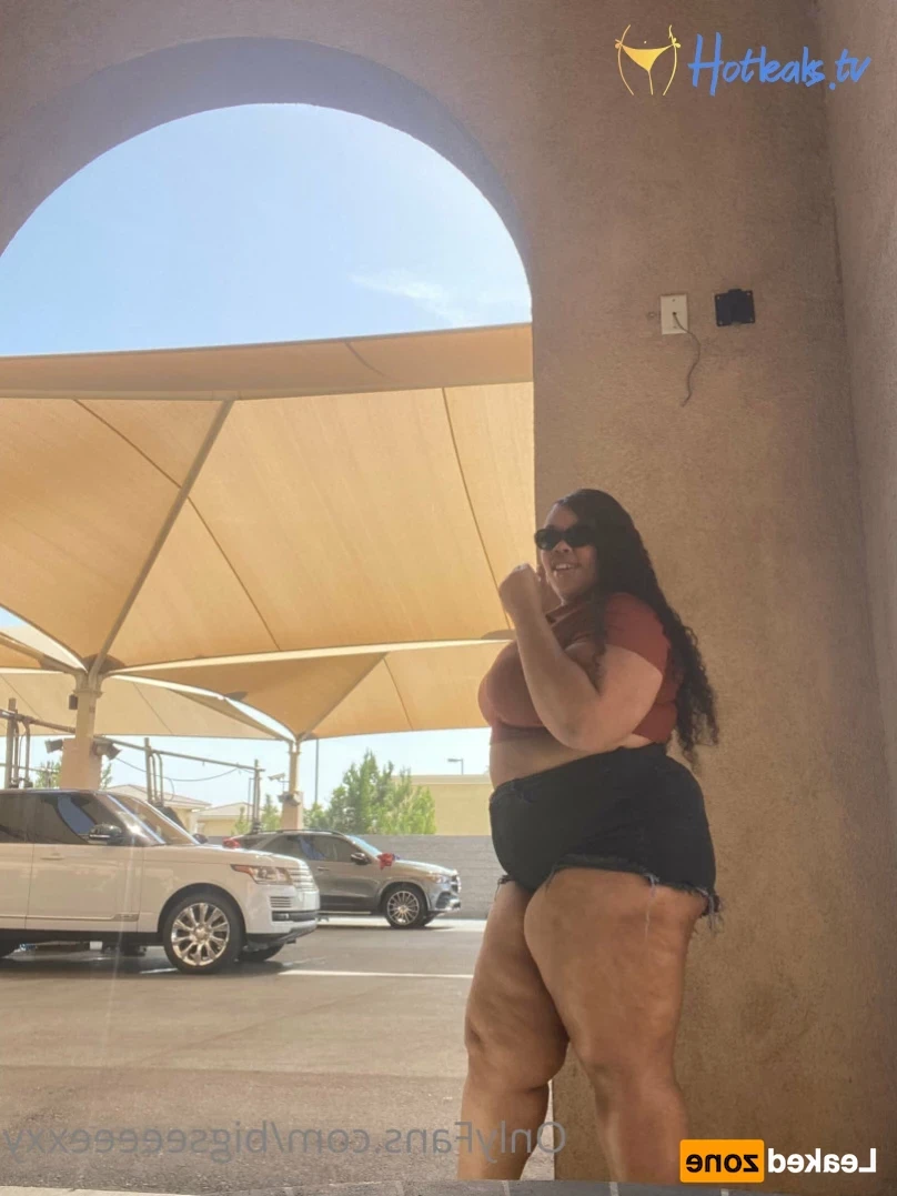 𝗕𝗕𝗪 𝗙𝗔𝗡𝗧𝗔𝗦𝗬 👄 [ bigseeeeexxy ] Onlyfans leaked photo 14635120 on Hotleaks.tv