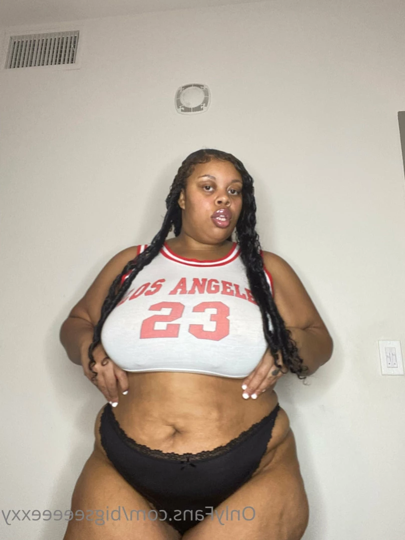 𝗕𝗕𝗪 𝗙𝗔𝗡𝗧𝗔𝗦𝗬 👄 [ bigseeeeexxy ] Onlyfans leaked photo 14635645 on Hotleaks.tv