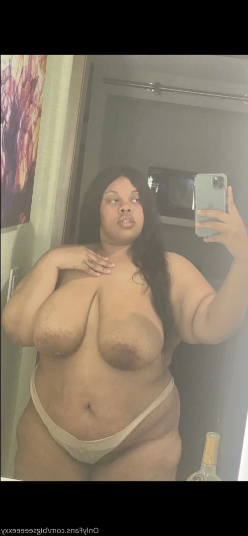 𝗕𝗕𝗪 𝗙𝗔𝗡𝗧𝗔𝗦𝗬 👄 [ bigseeeeexxy ] Onlyfans leaked photo 14635988 on Hotleaks.tv