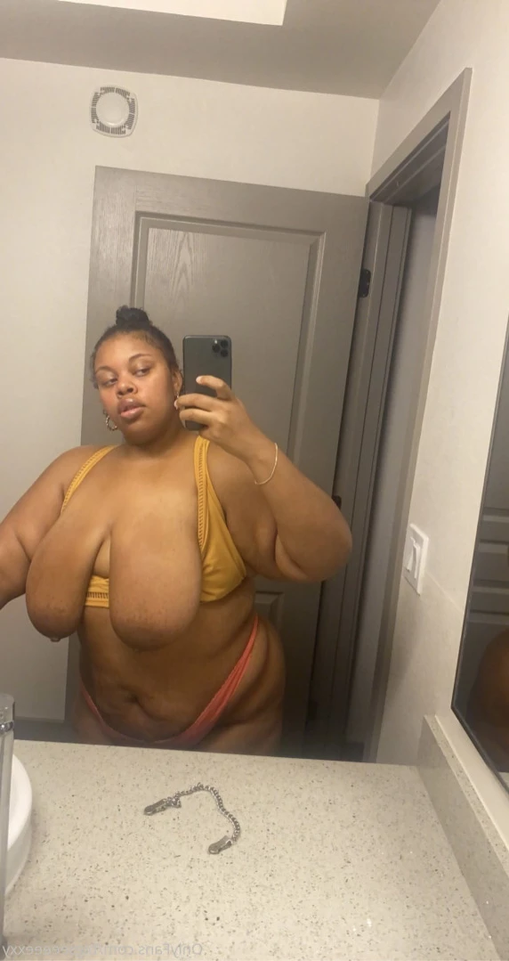𝗕𝗕𝗪 𝗙𝗔𝗡𝗧𝗔𝗦𝗬 👄 [ bigseeeeexxy ] Onlyfans leaked photo 14636760 on Hotleaks.tv