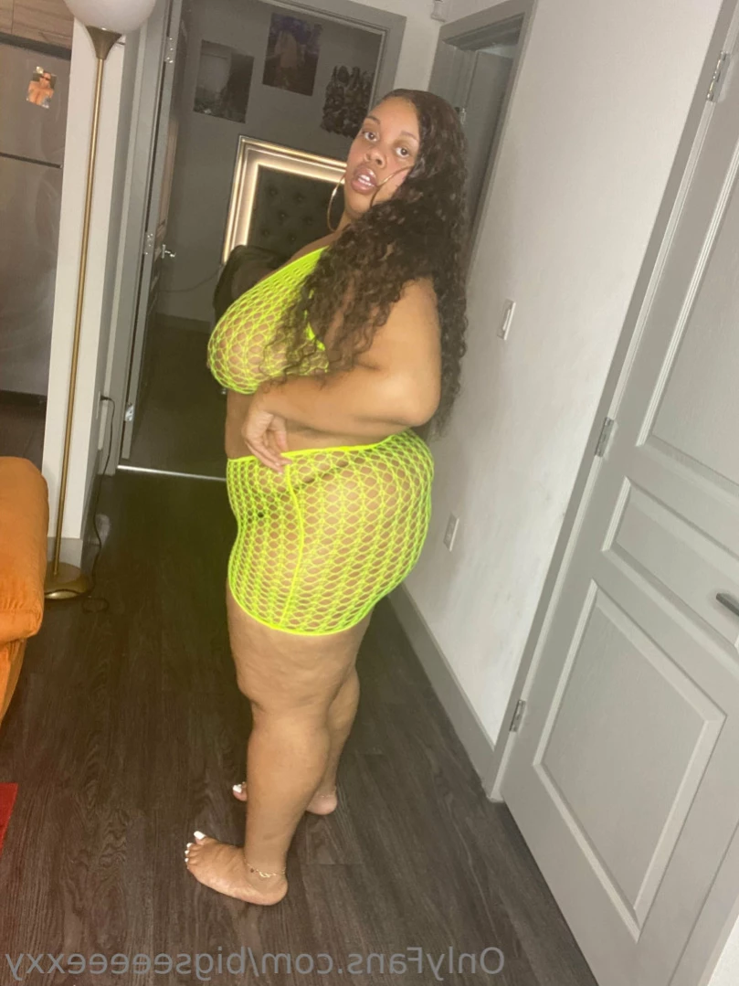 𝗕𝗕𝗪 𝗙𝗔𝗡𝗧𝗔𝗦𝗬 👄 [ bigseeeeexxy ] Onlyfans leaked photo 14637212 on Hotleaks.tv