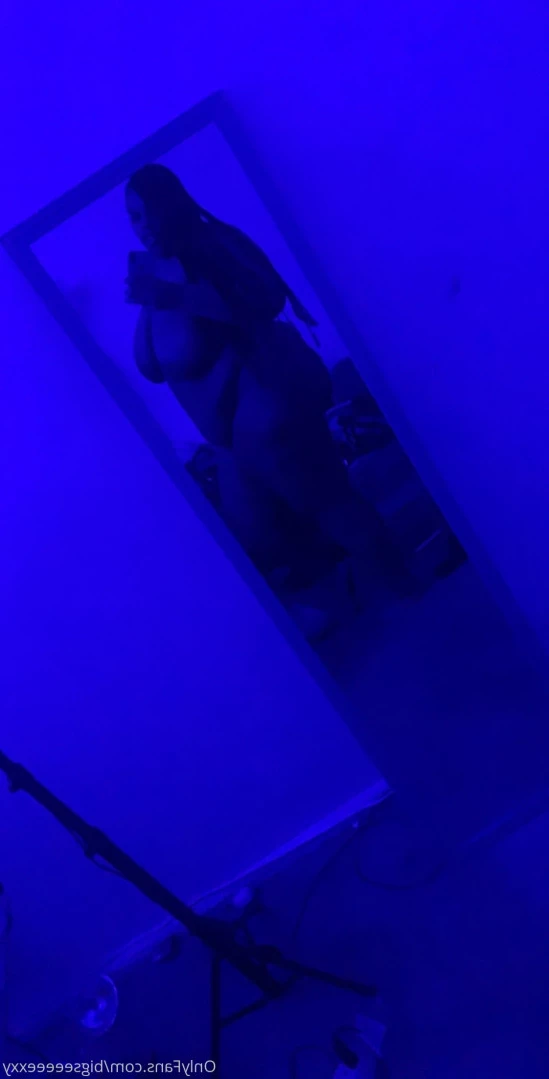 𝗕𝗕𝗪 𝗙𝗔𝗡𝗧𝗔𝗦𝗬 👄 [ bigseeeeexxy ] Onlyfans leaked photo 14638109 on Hotleaks.tv