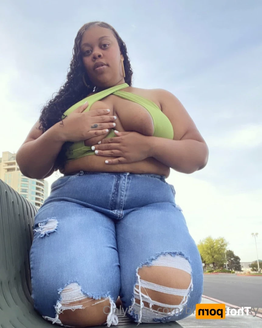 𝗕𝗕𝗪 𝗙𝗔𝗡𝗧𝗔𝗦𝗬 👄 [ bigseeeeexxy ] Onlyfans leaked photo 14638269 on Hotleaks.tv