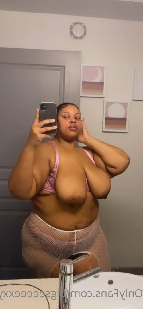 𝗕𝗕𝗪 𝗙𝗔𝗡𝗧𝗔𝗦𝗬 👄 [ bigseeeeexxy ] Onlyfans leaked photo 14638607 on Hotleaks.tv