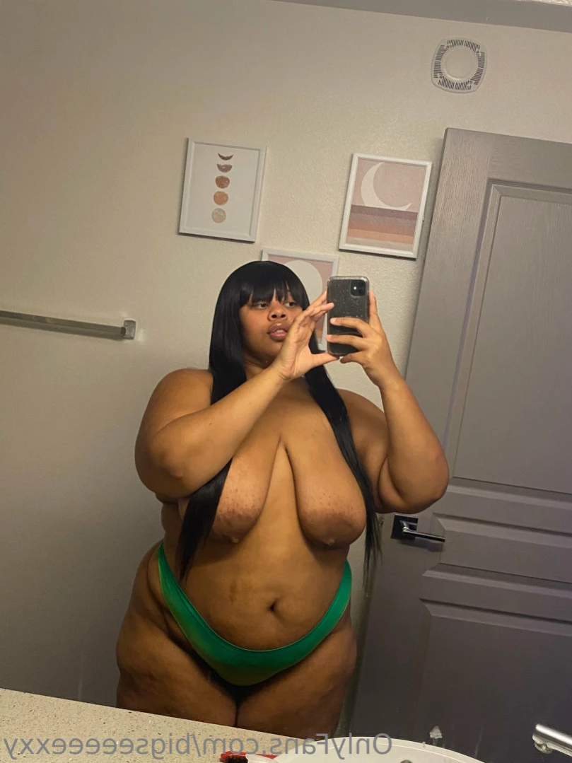 𝗕𝗕𝗪 𝗙𝗔𝗡𝗧𝗔𝗦𝗬 👄 [ bigseeeeexxy ] Onlyfans leaked photo 14638819 on Hotleaks.tv