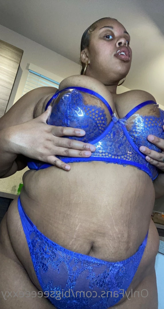 𝗕𝗕𝗪 𝗙𝗔𝗡𝗧𝗔𝗦𝗬 👄 [ bigseeeeexxy ] Onlyfans leaked photo 14713221 on Hotleaks.tv