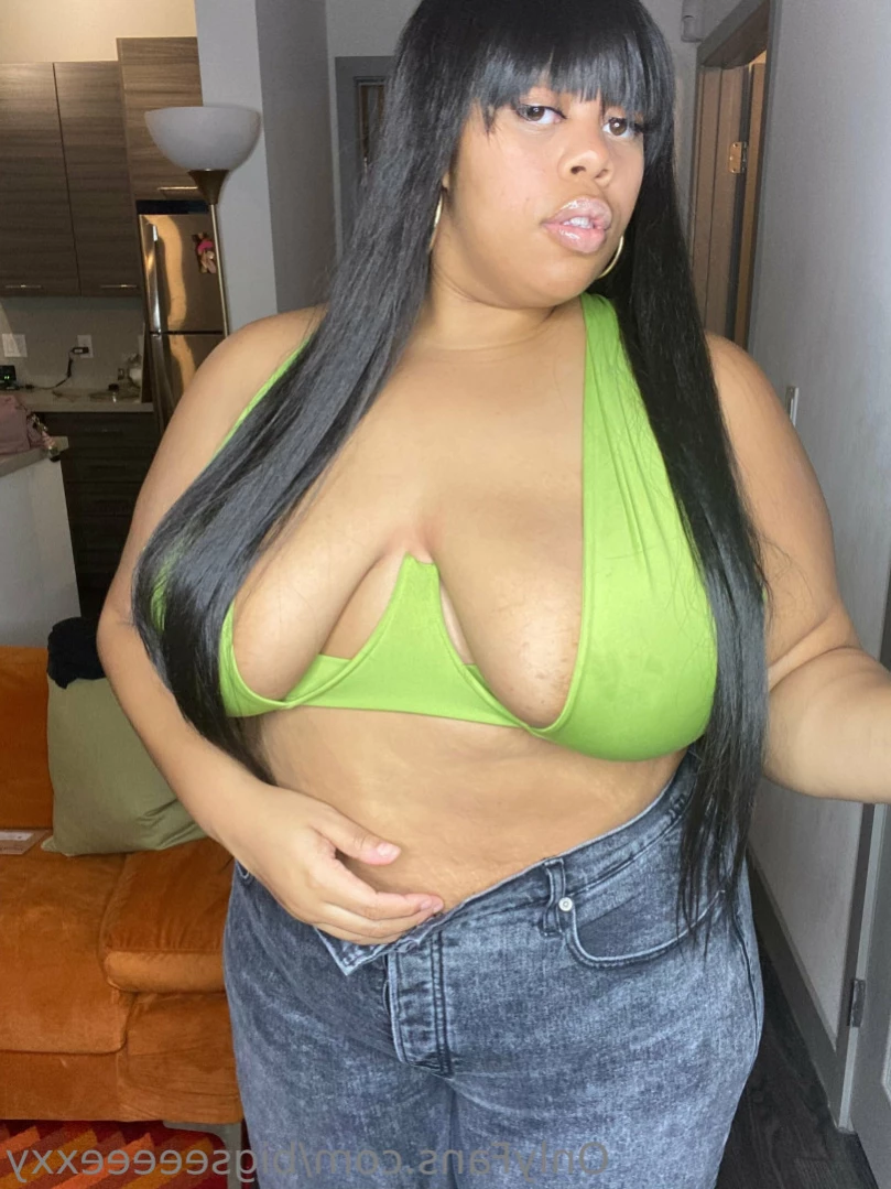 𝗕𝗕𝗪 𝗙𝗔𝗡𝗧𝗔𝗦𝗬 👄 [ bigseeeeexxy ] Onlyfans leaked photo 14713244 on Hotleaks.tv