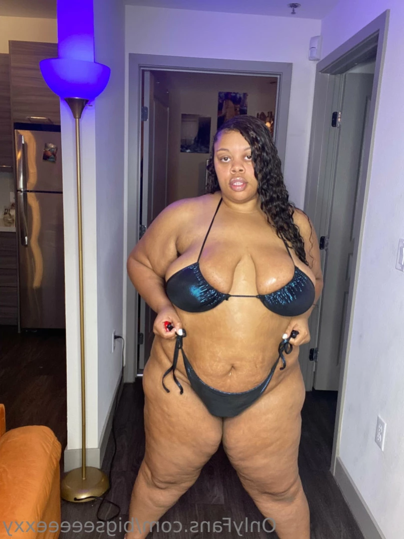 𝗕𝗕𝗪 𝗙𝗔𝗡𝗧𝗔𝗦𝗬 👄 [ bigseeeeexxy ] Onlyfans leaked photo 14717701 on Hotleaks.tv