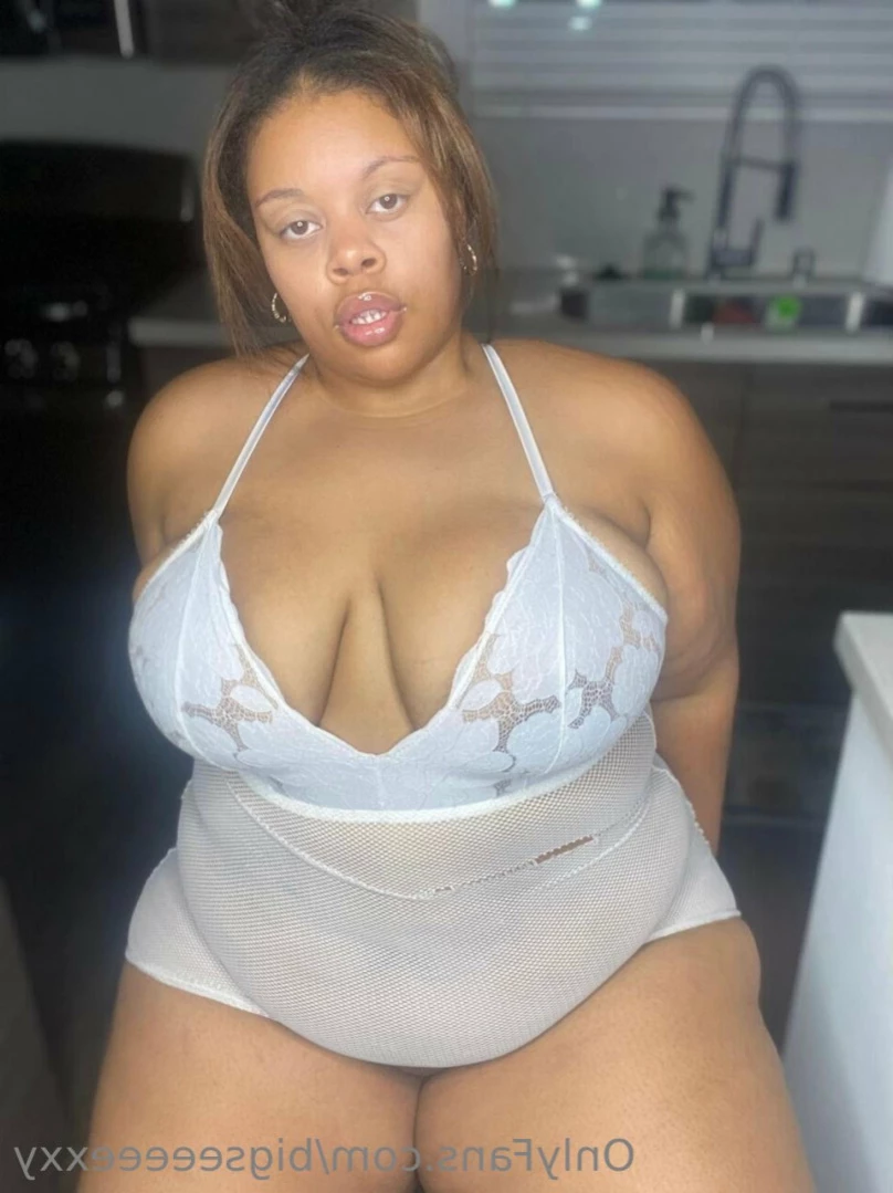 𝗕𝗕𝗪 𝗙𝗔𝗡𝗧𝗔𝗦𝗬 👄 [ bigseeeeexxy ] Onlyfans leaked photo 15450525 on Hotleaks.tv
