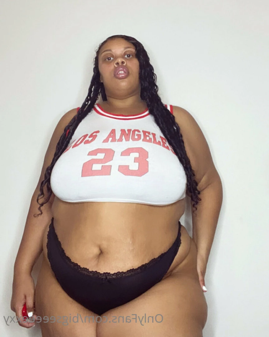 𝗕𝗕𝗪 𝗙𝗔𝗡𝗧𝗔𝗦𝗬 👄 [ bigseeeeexxy ] Onlyfans leaked photo 15450543 on Hotleaks.tv