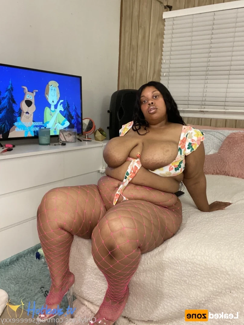 𝗕𝗕𝗪 𝗙𝗔𝗡𝗧𝗔𝗦𝗬 👄 [ bigseeeeexxy ] Onlyfans leaked photo 15450570 on Hotleaks.tv