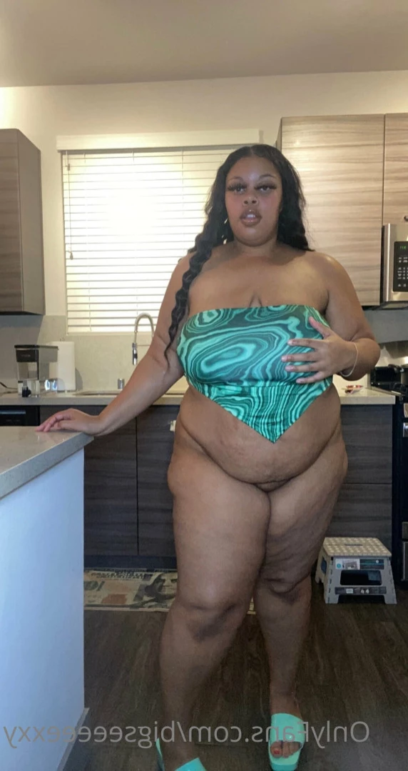 𝗕𝗕𝗪 𝗙𝗔𝗡𝗧𝗔𝗦𝗬 👄 [ bigseeeeexxy ] Onlyfans leaked photo 15450676 on Hotleaks.tv