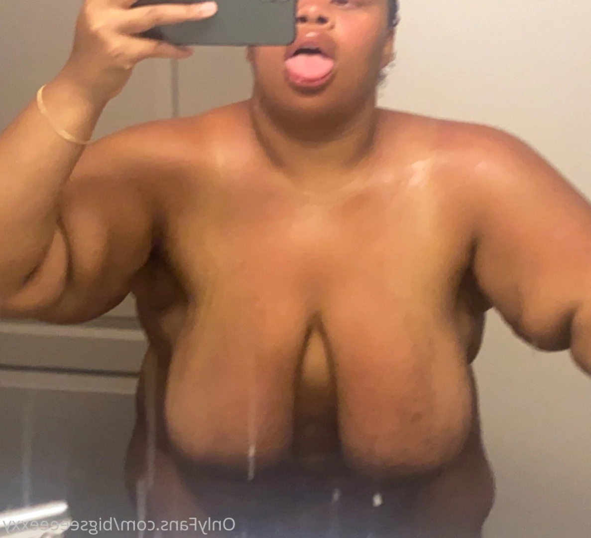 𝗕𝗕𝗪 𝗙𝗔𝗡𝗧𝗔𝗦𝗬 👄 [ bigseeeeexxy ] Onlyfans leaked photo 15450709 on Hotleaks.tv