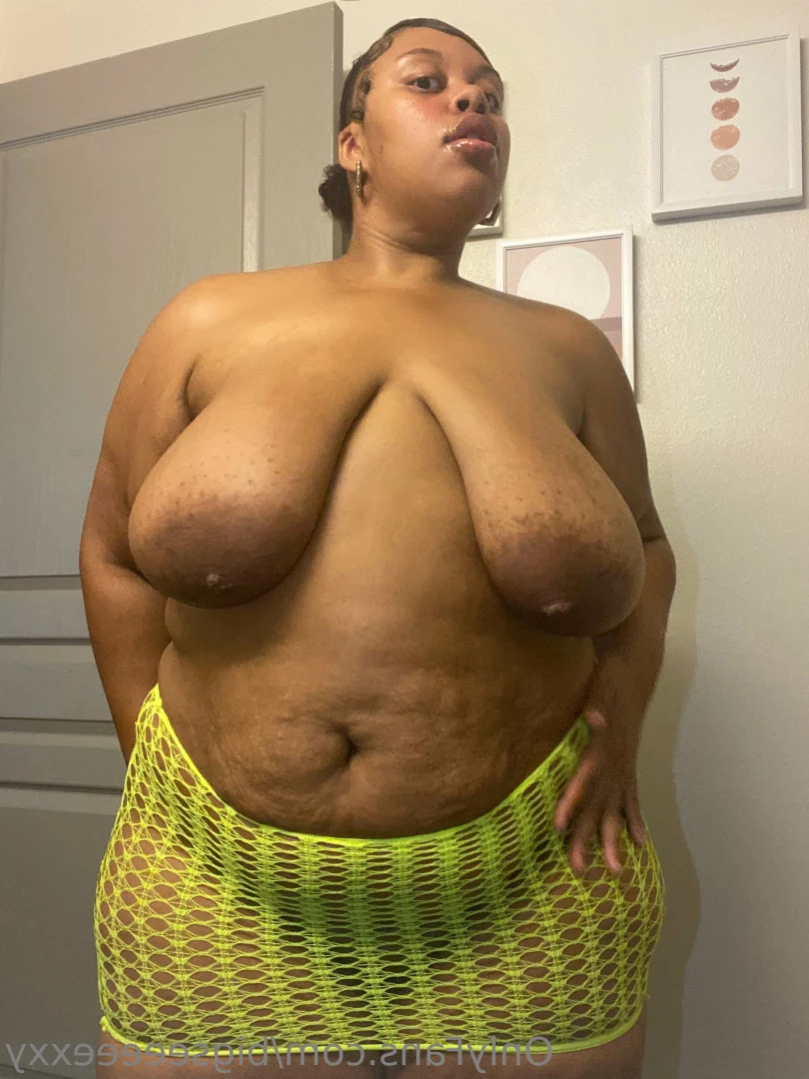 𝗕𝗕𝗪 𝗙𝗔𝗡𝗧𝗔𝗦𝗬 👄 [ bigseeeeexxy ] Onlyfans leaked photo 15520901 on Hotleaks.tv