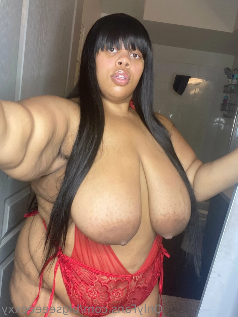 𝗕𝗕𝗪 𝗙𝗔𝗡𝗧𝗔𝗦𝗬 👄 [ bigseeeeexxy ] Onlyfans leaked photo 15734833 on Hotleaks.tv