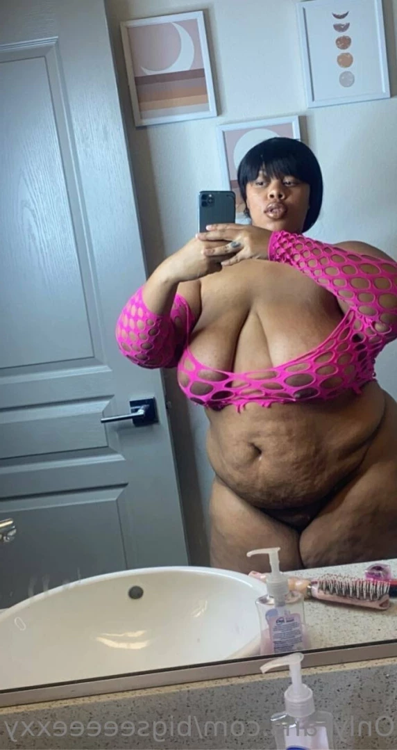 𝗕𝗕𝗪 𝗙𝗔𝗡𝗧𝗔𝗦𝗬 👄 [ bigseeeeexxy ] Onlyfans leaked photo 15763501 on Hotleaks.tv