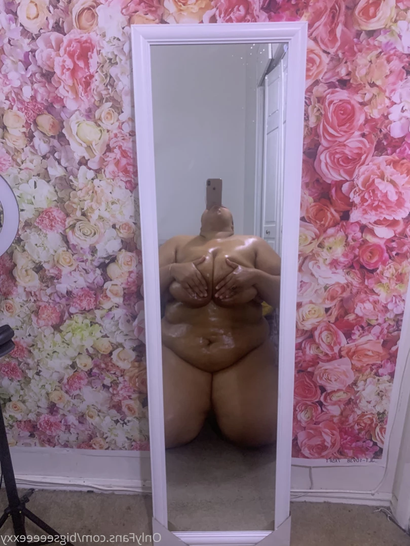 𝗕𝗕𝗪 𝗙𝗔𝗡𝗧𝗔𝗦𝗬 👄 [ bigseeeeexxy ] Onlyfans leaked photo 15763512 on Hotleaks.tv