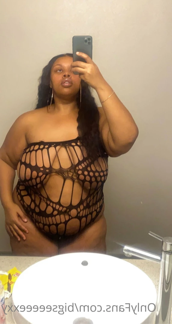 𝗕𝗕𝗪 𝗙𝗔𝗡𝗧𝗔𝗦𝗬 👄 [ bigseeeeexxy ] Onlyfans leaked photo 15962289 on Hotleaks.tv