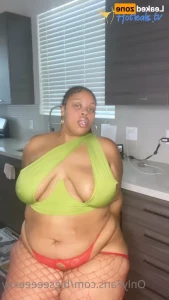 16307795