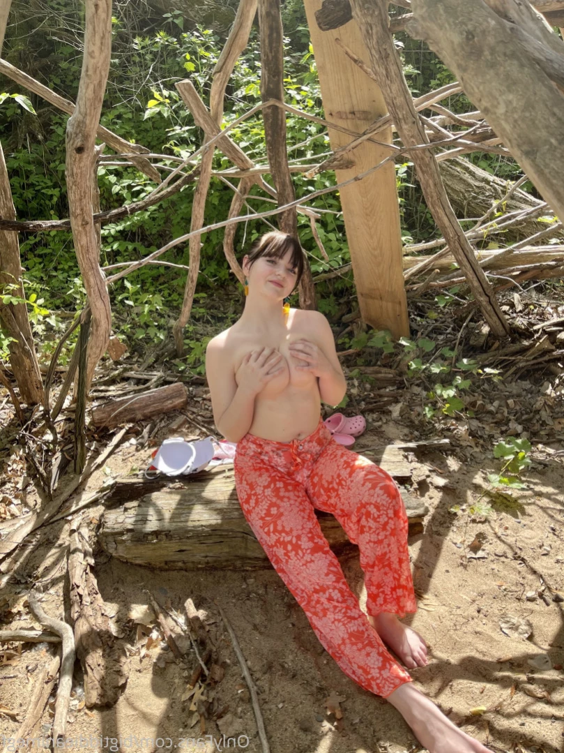Lil Strawbs🍰 [ nutonmybangz ] Onlyfans leaked photo 10869084 on Hotleaks.tv