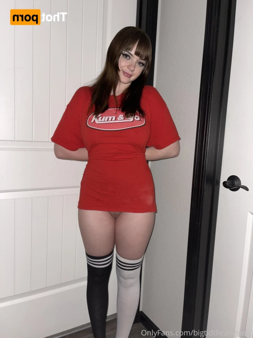 Lil Strawbs🍰 [ nutonmybangz ] Onlyfans leaked photo 10891398 on Hotleaks.tv