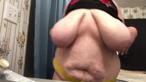 Busty Babe [ bigtittybi1 ] Onlyfans leaked video 12028225 on Hotleaks.tv