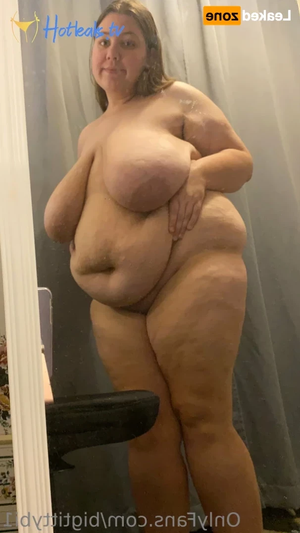 Busty Babe [ bigtittybi1 ] Onlyfans leaked photo 14470565 on Hotleaks.tv
