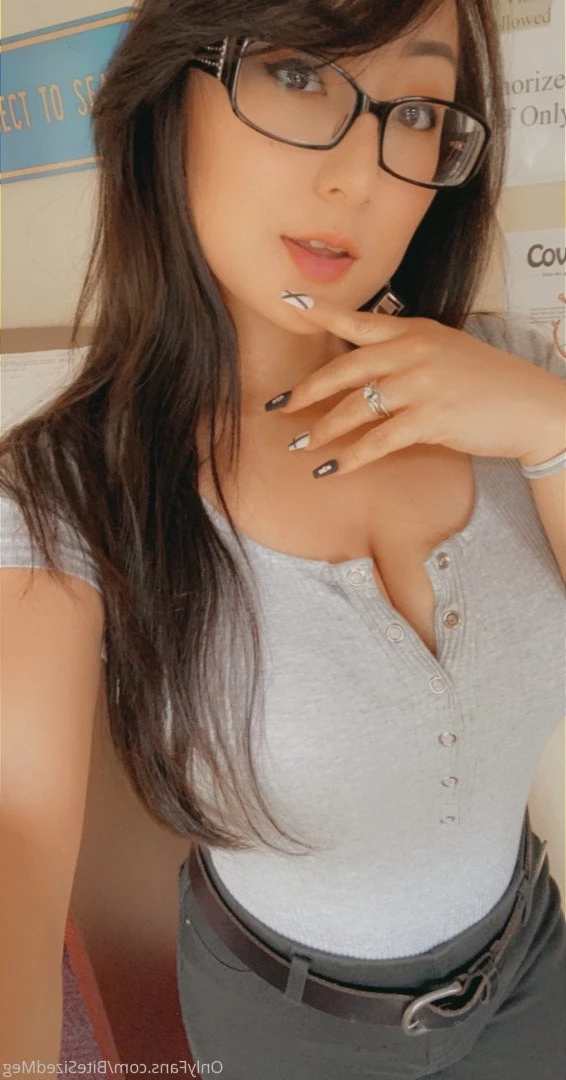 BiteSized.Meg [ bitesizedmeg ] Onlyfans leaked photo 3926535 on Hotleaks.tv