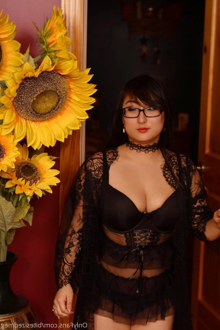 BiteSized.Meg [ bitesizedmeg ] Onlyfans leaked photo 3939009 on Hotleaks.tv