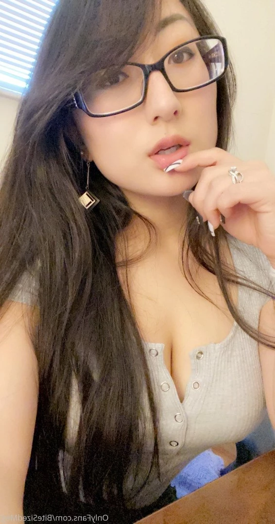 BiteSized.Meg [ bitesizedmeg ] Onlyfans leaked photo 3985543 on Hotleaks.tv