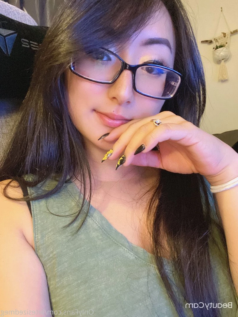 BiteSized.Meg [ bitesizedmeg ] Onlyfans leaked photo 3999004 on Hotleaks.tv