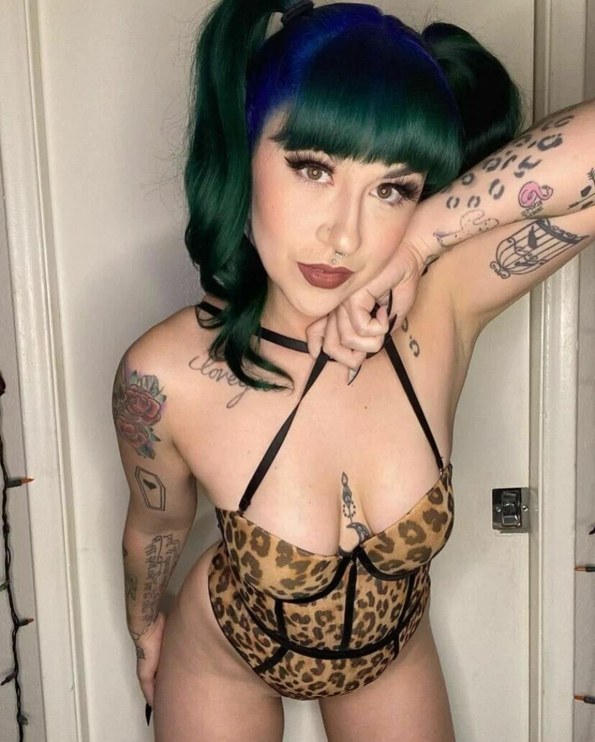 SuicideGirls BlackHeart Burlesque [ blackheartburlesque ] Onlyfans leaked photo 13850226 on Hotleaks.tv