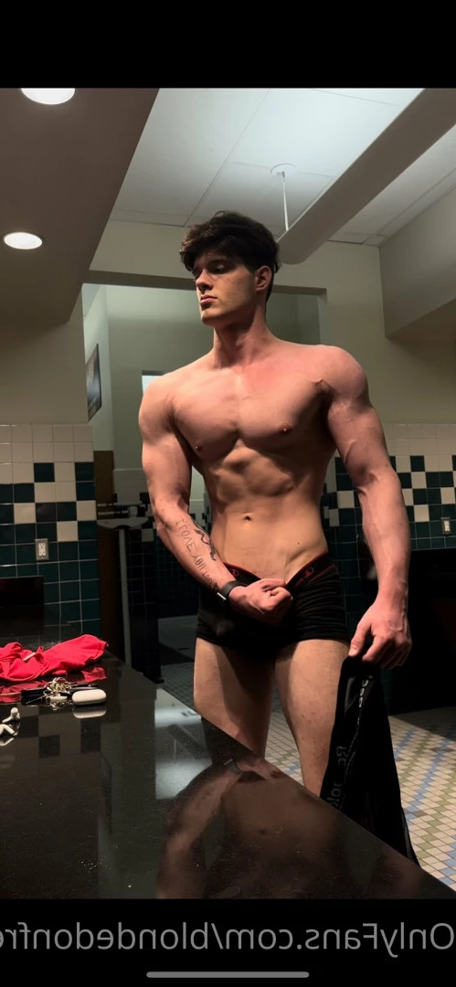Closer Look Men Free [ closerlookmen ] Onlyfans leaked photo 5843222 on Hotleaks.tv