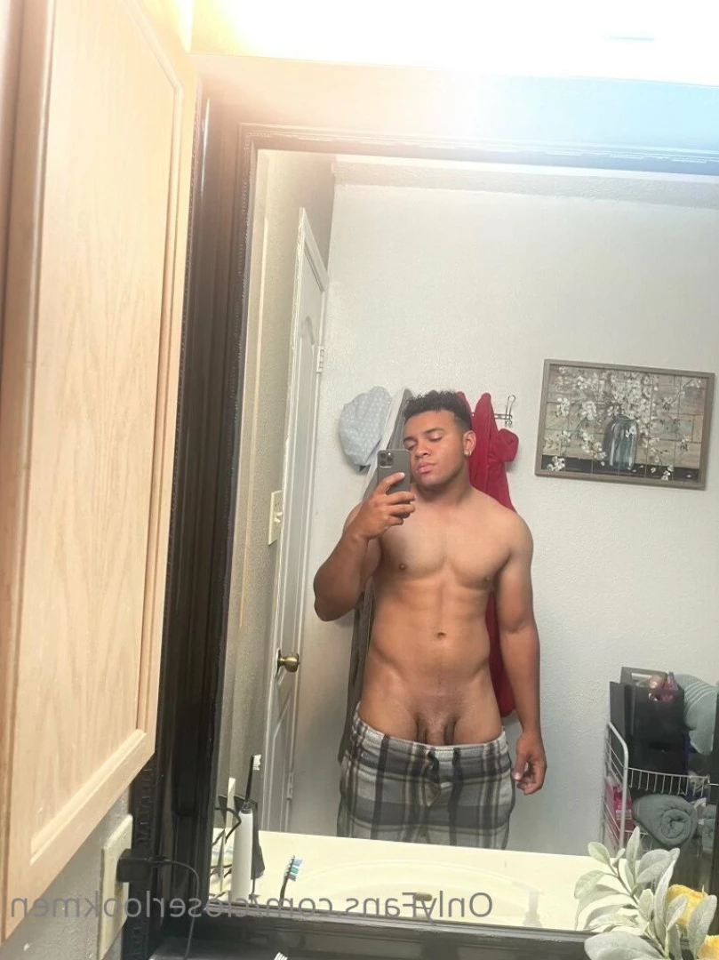 Closer Look Men Free [ closerlookmen ] Onlyfans leaked photo 5843284 on Hotleaks.tv
