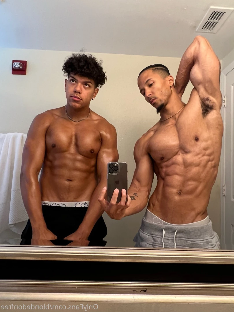 Closer Look Men Free [ closerlookmen ] Onlyfans leaked photo 5843803 on Hotleaks.tv