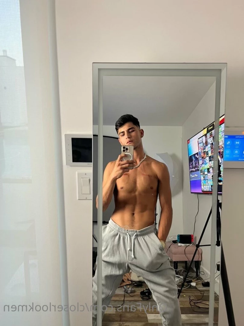 Closer Look Men Free [ closerlookmen ] Onlyfans leaked photo 5844307 on Hotleaks.tv