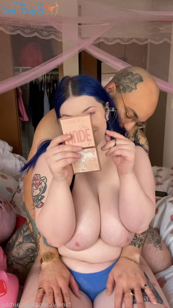 ❄️💙 Blue 💙❄️ [ bluehairbby ] Onlyfans leaked photo 18529614 on Hotleaks.tv