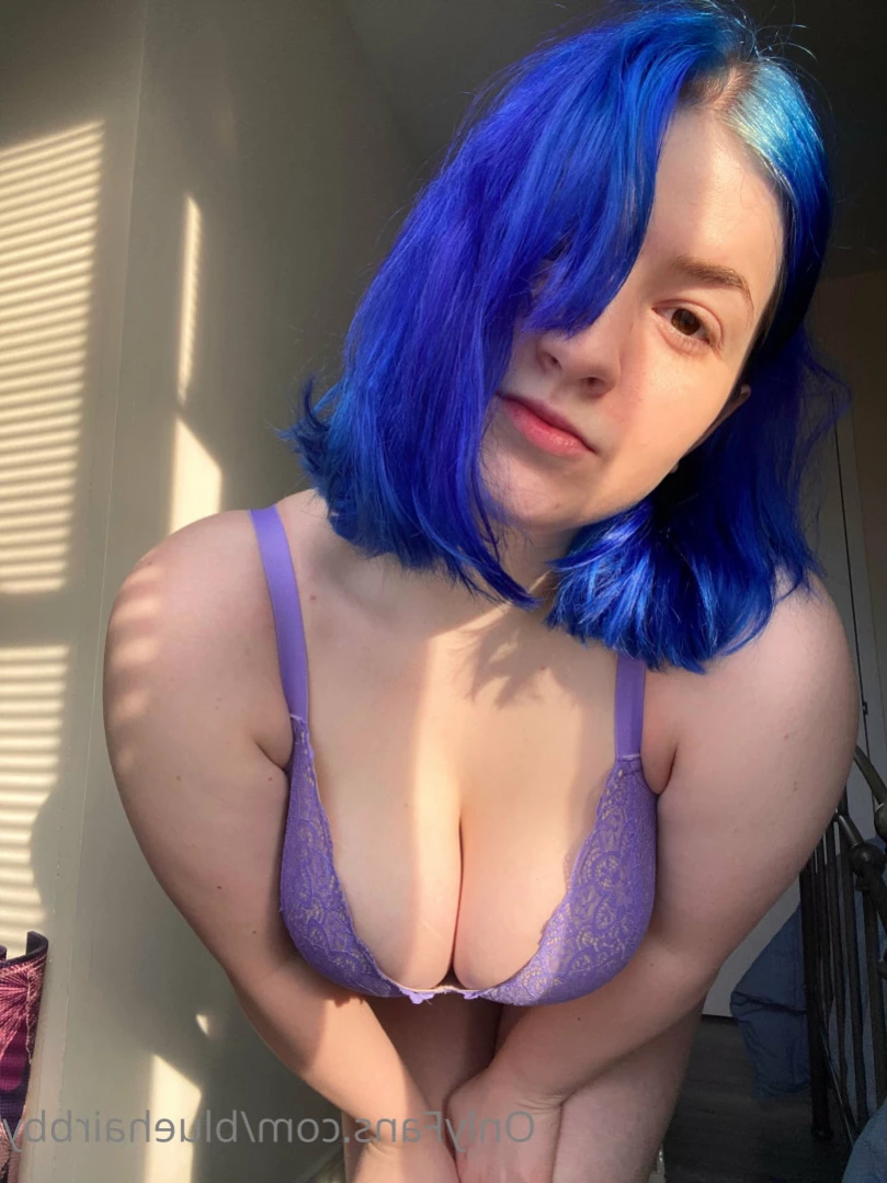 ❄️💙 Blue 💙❄️ [ bluehairbby ] Onlyfans leaked photo 13304925 on Hotleaks.tv