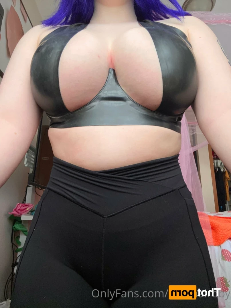 ❄️💙 Blue 💙❄️ [ bluehairbby ] Onlyfans leaked photo 13850132 on Hotleaks.tv