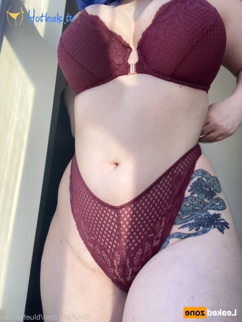 ❄️💙 Blue 💙❄️ [ bluehairbby ] Onlyfans leaked photo 16078560 on Hotleaks.tv