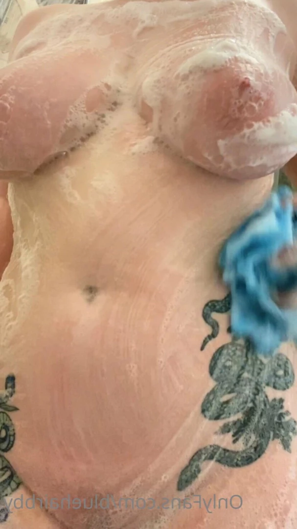 ❄️💙 Blue 💙❄️ [ bluehairbby ] Onlyfans leaked photo 16079220 on Hotleaks.tv